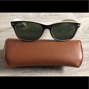 Wayfarer Ray- Ban 52mm RB2132